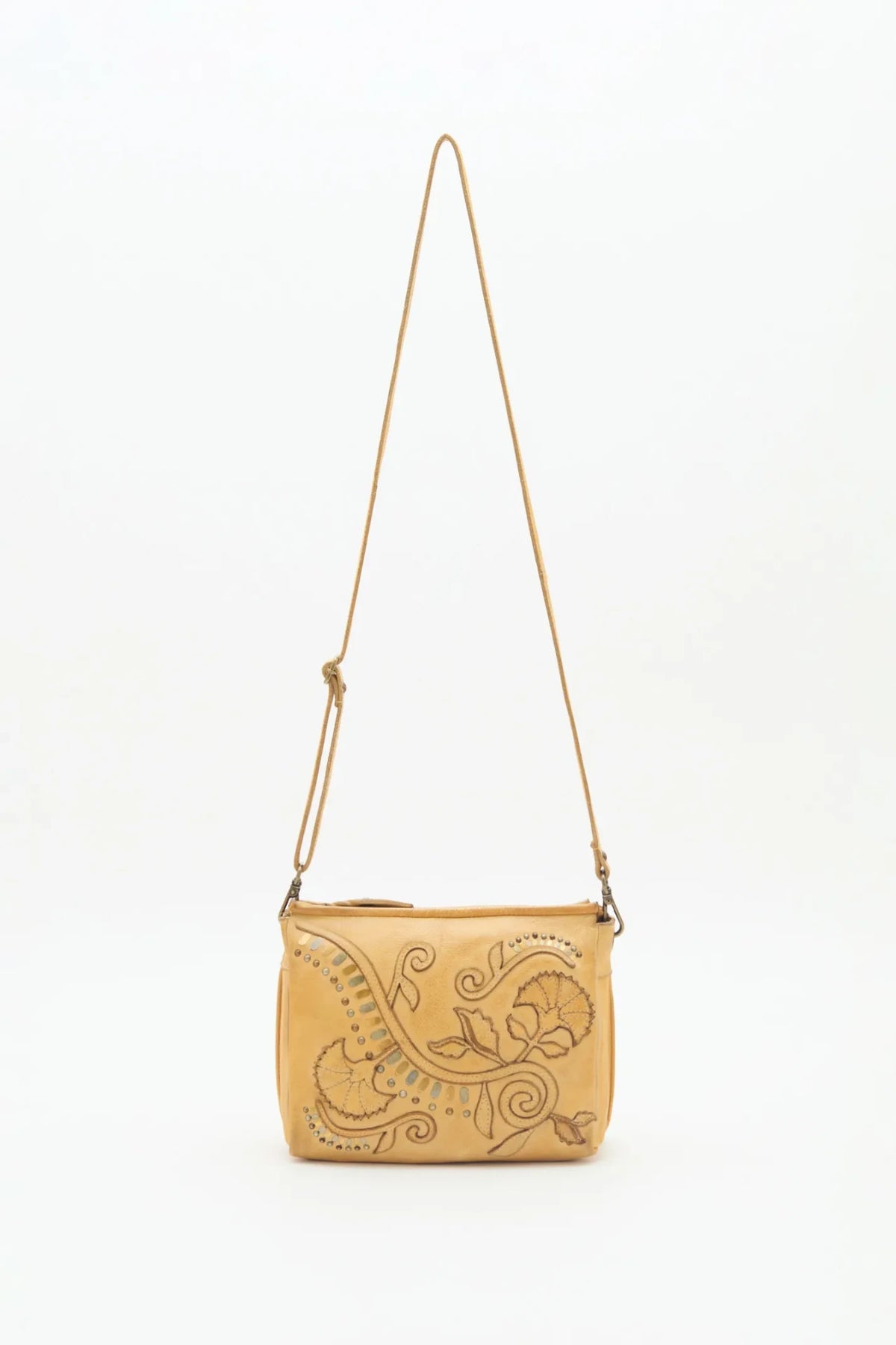 Cartera braid flower