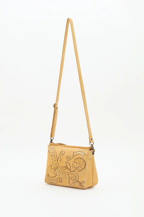 Cartera braid flower