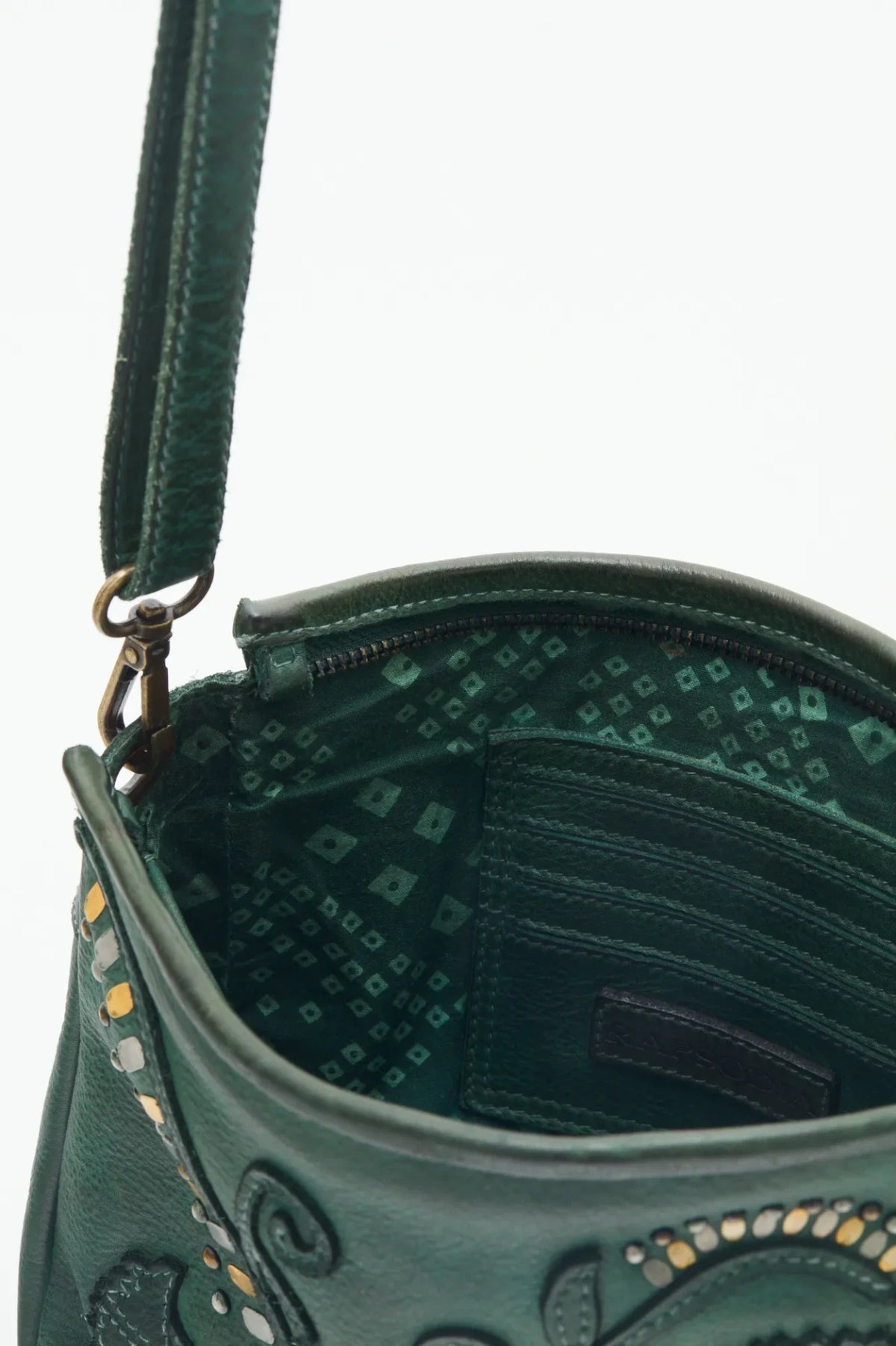 Cartera braid flower